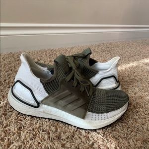 Adidas Ultraboost 19